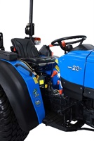 Traktor Solis 20 Travní pneu