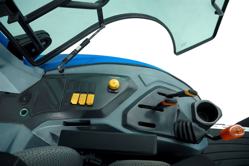 Traktor Solis 35