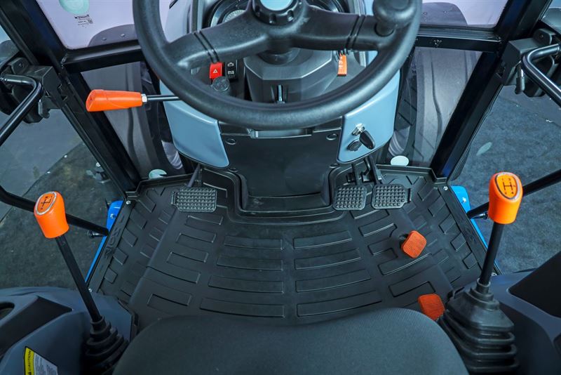 Traktor Solis 50 Kabina
