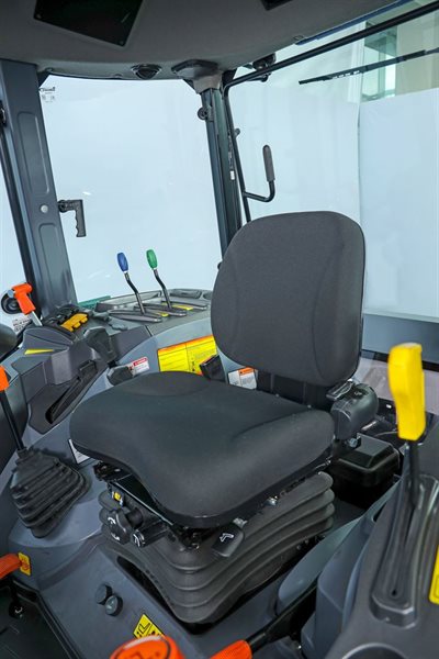 Traktor Solis 50 Kabina
