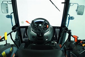 Traktor Solis 75