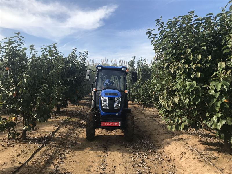 Traktor Solis N90 sadový speciál
