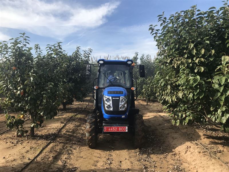 Traktor Solis N90 sadový speciál